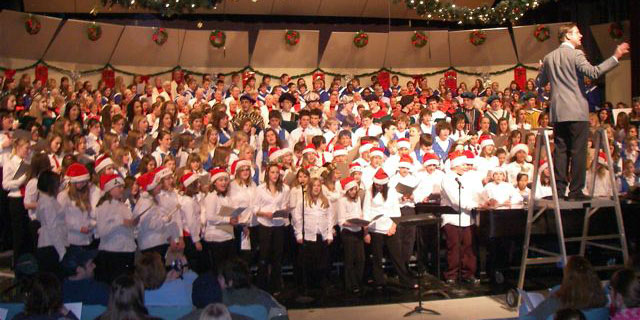 Oshkosh Community Charity Concert - Sing along with the audience and mass choir